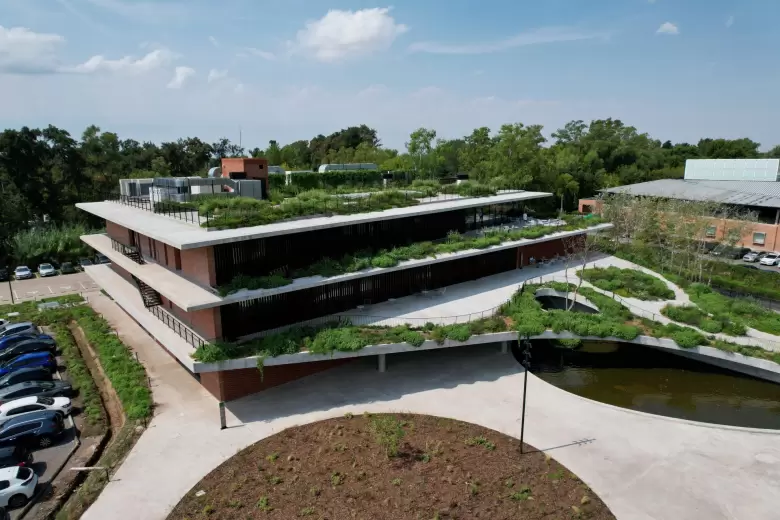Una universidad argentina inauguró un edificio de clase mundial: todos los detalles