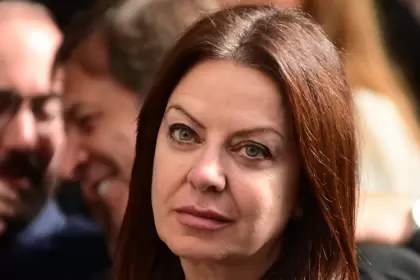 Freno a Milei: Un juez ordena restituir casi un millón de planes y el Gobierno denunció "graves consecuencias".