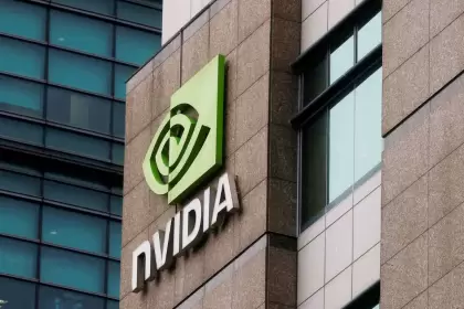 Nvidia, una sola empresa, surgida de la economía de la inteligencia, vale 7,4 PBI argentinos