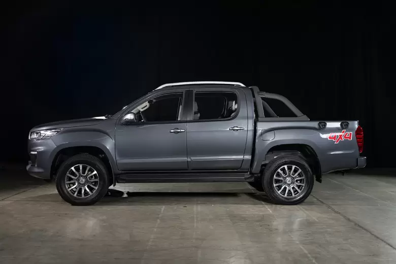 La Foton G7 es una pick-up mediana de una tonelada de carga con motor 2 litros turbo diesel.