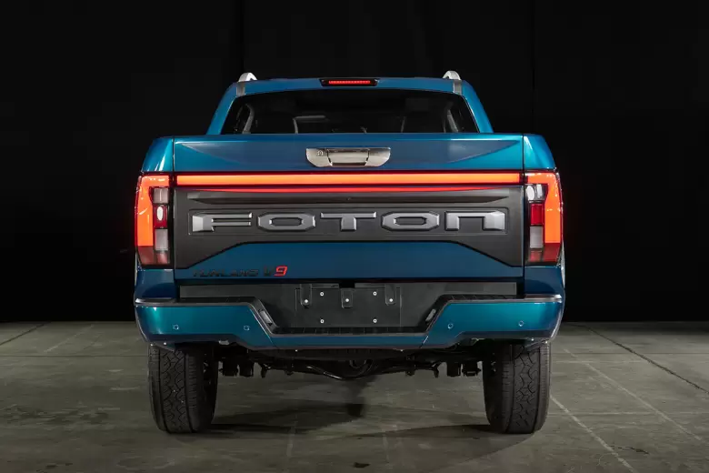 Su diseño recuerda el de la RAM 1500, exponente del segmento de las camionetas grandes.