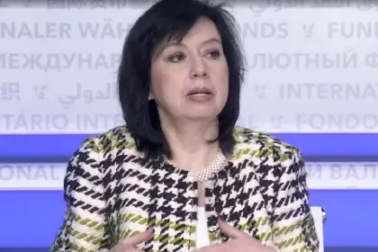 Julie Kozack, vocera del FMI:  los desembolsos serán por tramos y el monto final lo define el board