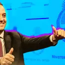 Adorni en modo candidato anuncia el jueves (o antes) que los dólares negros del colchón circularán a tiro de una declaración jurada