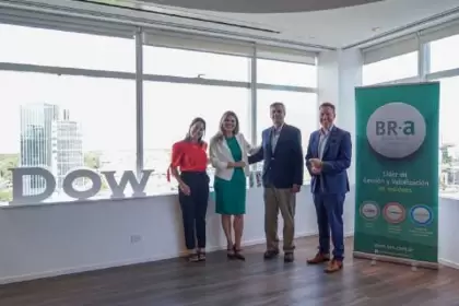 Dow y Roggio: "Esta colaboración sin precedentes, de implementarse, marcaría un hito significativo en la transformación de la industria del reciclaje"