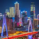 Speed en China: el streamer ALUCINÓ con Chongqing, la "Cyber City" conocida como "Hong Kong con esteroides"