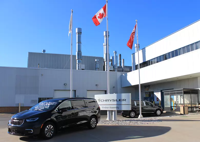El familiar Chrysler Pacifica se fabrica en la planta de Windsor, Canadá.
