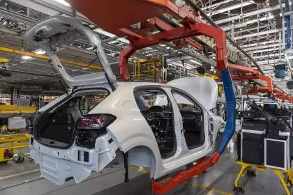 Con la importación más flexible, ¿cómo le fue a la producción de autos en el primer trimestre?