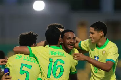 Brasil, último y máximo ganador del Sudamericano Sub-17, clasificó a semifinales y, en consecuencia, al Mundial