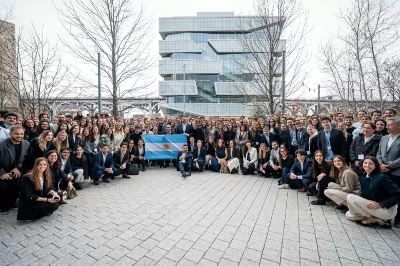 Nueva York: Emprendedores, políticos y líderes argentinos se reunieron en la Univ. de Columbia para discutir sobre la actualidad y potencial del país.