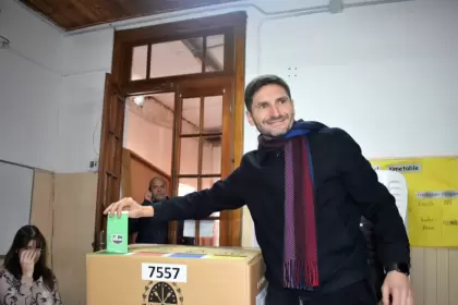 El gobernador de Santa Fe, Maximiliano Pullaro