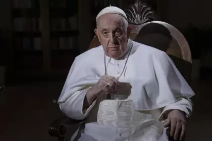 El Gobierno decretó siete días de duelo nacional por la muerte del Papa Francisco: el mensaje de Javier Milei