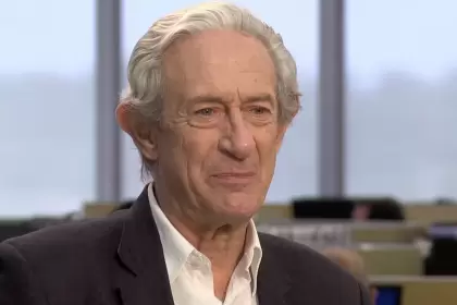 Murió el economista Juan José Llach