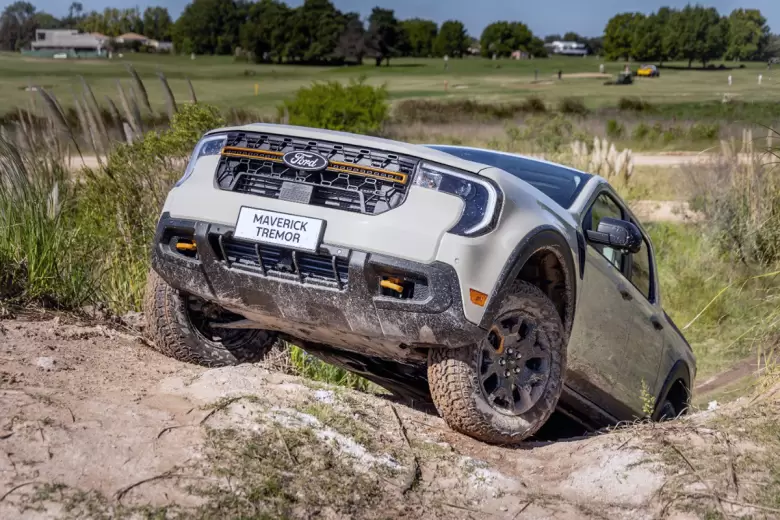 La gran novedad pasa por la nueva versión Tremor que es la más off road de la familia Maverick.