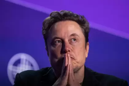 El crecimiento de la IA y la movilidad eléctrica ponen en riesgo la infraestructura energética, según Musk