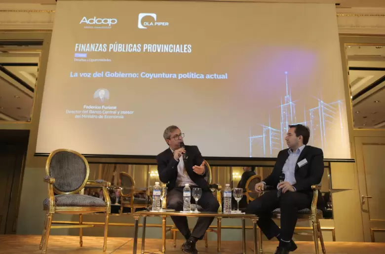 El evento Finanzas Públicas Provinciales realizado por Adcap Grupo Financiero.