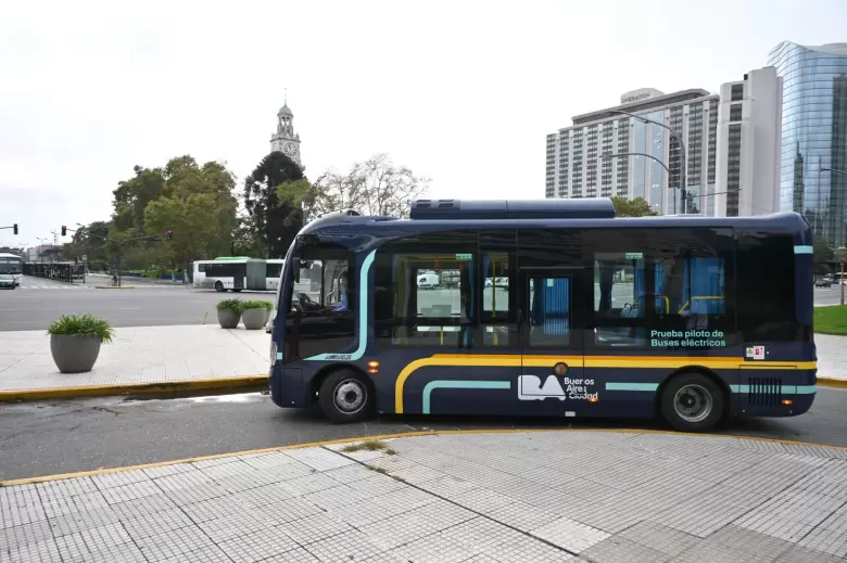 Jorge Macri, orgulloso de los buses eléctricos: "Trajimos la última tecnología del mundo"