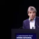 Luis Caputo ante empresarios: "Hay US$ 200.000 millones en los colchones, ¿por qué no usar esos dólares?"