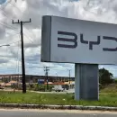 Alerta en Brasil: temen que BYD sólo monte una "armadora" de autos traídos de China