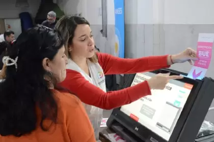 Elecciones 2025 en CABA: paso a paso, así funciona la Boleta Única Electrónica