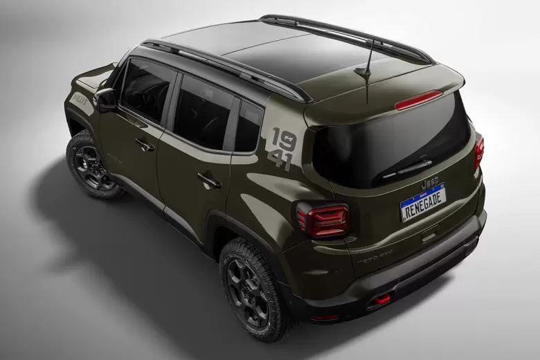El Renegade Willys recupera un nombre y una estética ligada al vehículo usado por los ejércitos de todo el mundo.