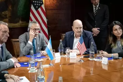 El Gobierno confirmó que retira a la Argentina de la OMS y anticipó una reforma del sistema de Salud