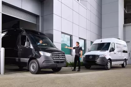 Banco líder lanza financiación en dólares para comprar pick-ups y utilitarios