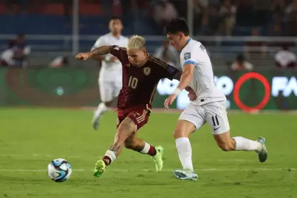 Uruguay y Venezuela se enfrentan por la fecha 16 de las Eliminatorias Sudamericanas rumbo al Mundial 2026