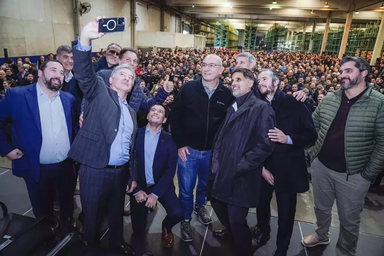 El evento inaugural tuvo lugar en el Centro Industrial Juan Manuel Fangio de Virrey del Pino.