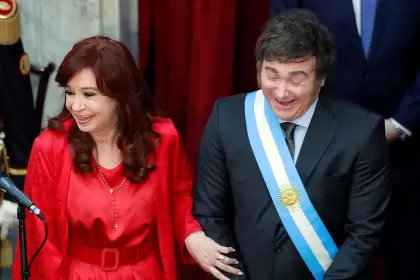 "En Buenos Aires también es kirchnerismo o libertad": el lema que funcionó en la Ciudad se replicará en la campaña provincial