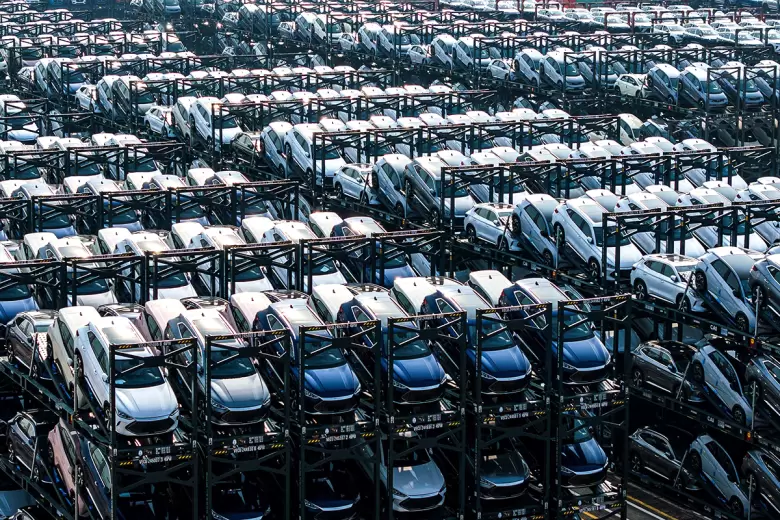 BYD se enfrenta a un escenario de excesivo stock para el mercado interno chino.