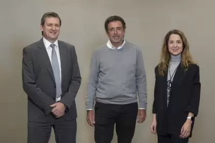 Santiago Mignone, Mariano Bosch y Luciana Paoletti