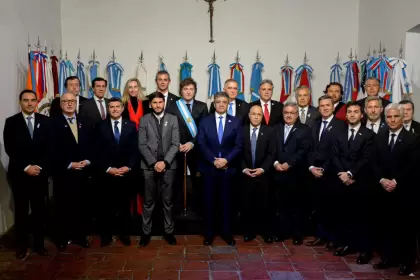 Los gobernadores y el Presidente en el Pacto de Mayo