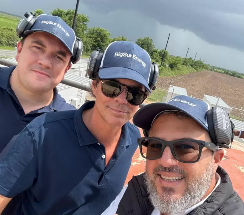 Carlos Braun Saint junto a Ariel Perelman y Bernardo Cabral Nonna.
