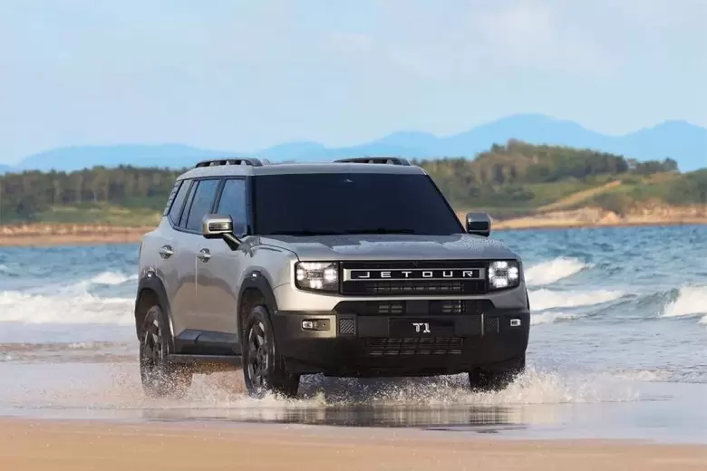 El T1 es otro SUV que arriba desde China con una propuesta interesante de diseño y configuración.