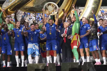 El presidente de Estados Unidos, Donald Trump, celebró con los jugadores del Chelsea el título del Mundial de Clubes