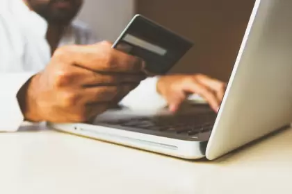 El empleo de tarjetas de débito y crédito, como Mastercard y Visa, son las opciones más buscadas por los jugadores de los casinos online en Argentina.