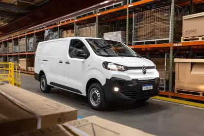 Atención empresas: nueva financiación en dólares para comprar autos y utilitarios