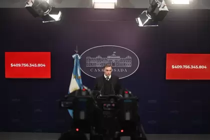 Adorni informó que la deuda del gobierno bonaerense con los hospitales SAMIC "asciende a los más de $409 mil millones"