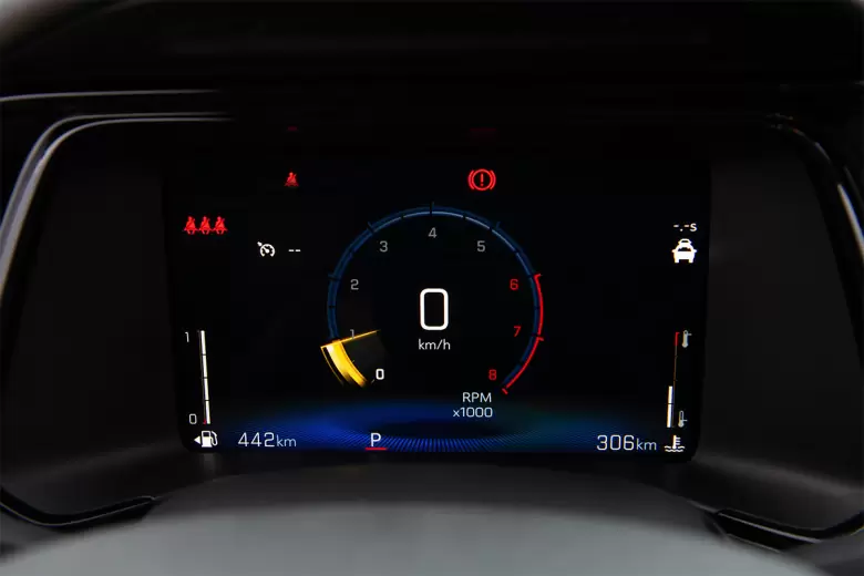 Uno de los cambios en el interior es la incorporación de instrumental digital de 8"