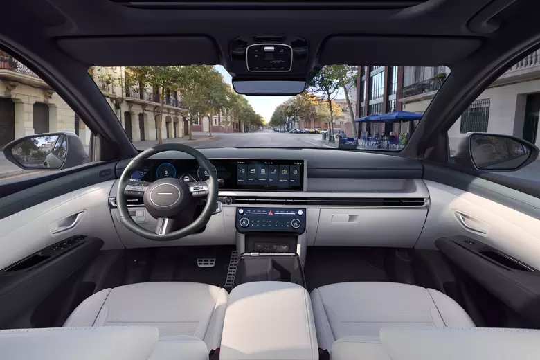 Así es el interior de la Hyundai Tucson híbrida que se acaba de lanzar en Argentina.