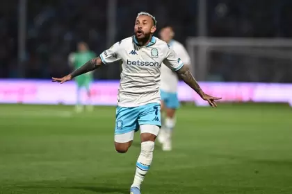 Duván Vergara, uno de los refuerzos de Racing, ha tenido un buen comienzo en el equipo, destacando su gol ante Belgrano