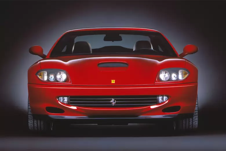 La Ferrari 550 Maranello se presentó en 1966 en Nürburgring y fue creación de Pininfarina.