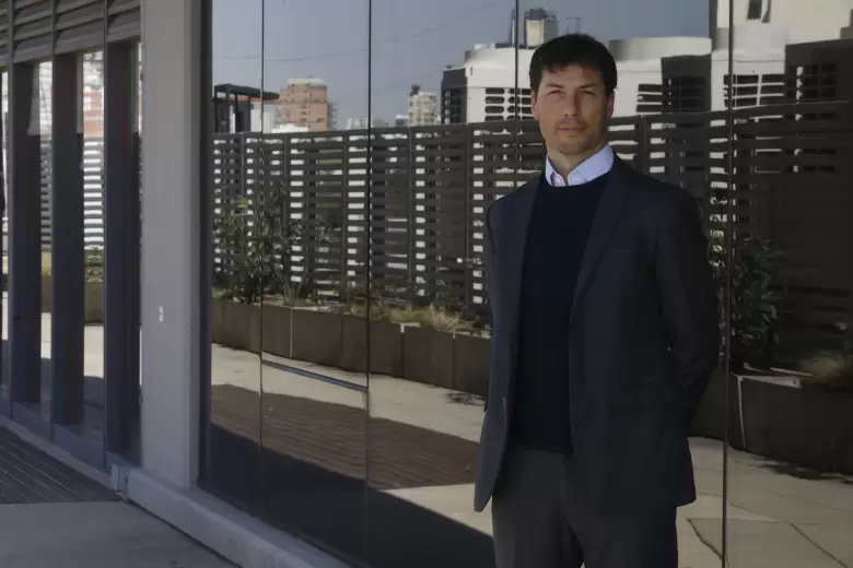 Los economistas argentinos son hijos de la incertidumbre. Domecq lo asume con naturalidad y con algo parecido a la fortaleza.
