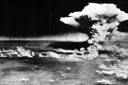 A 80 años de Hiroshima y Nagasaki: ¿nos acercamos al fin del mundo?