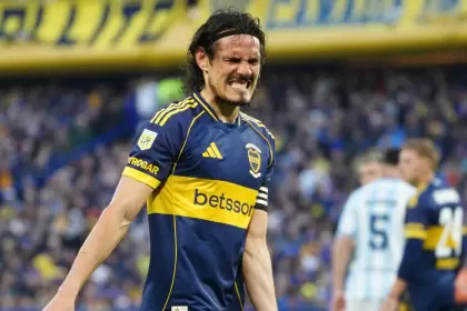 El lamento de Cavani. El uruguayo atraviesa un flojísimo 2025, con apenas tres goles en 17 de los 29 partidos disputados.