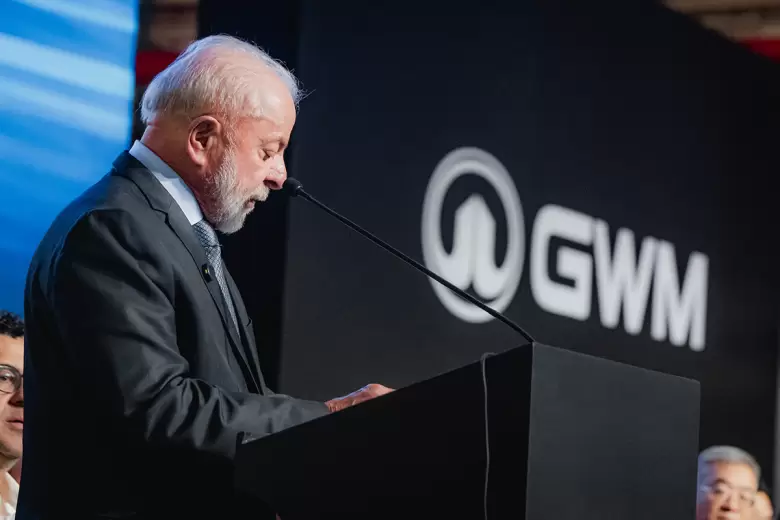El Presidente de Brasil, Lula da Silva, estuvo presente en el evento de inauguración y dio un fuerte respaldo a la marca.