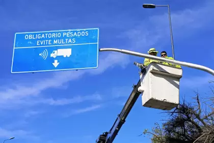 La Ciudad controlará a los camiones que no usen los carriles correspondientes