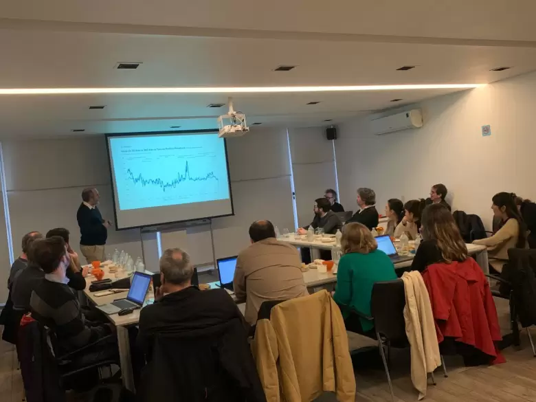 El encuentro en las oficinas de Criteria.