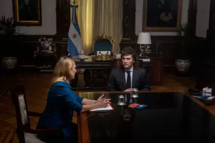 El poder necesita ser observado, incomodado, narrado.