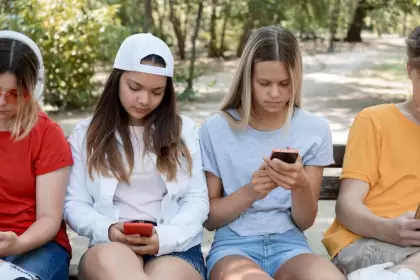 "Sin futuro": el drama silencioso que afecta al 63% de los chicos en Argentina